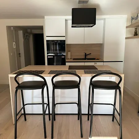 Modern Flat With Garden Semesterbostad *