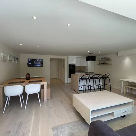 Modern Flat With Garden بيت للعطل أوستيند